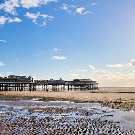 Starlux Hotel Blackpool Exterior foto